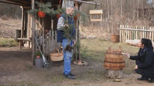 Жизнь в Деревенском доме у Леса, вдали от городского шума. Предметы старины- Обновление бочки.