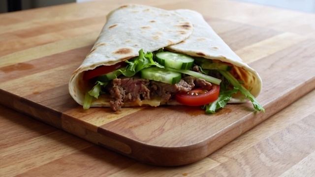 ШАУРМА В ЛАВАШЕ. Рецепт внутри! С Вас подписка, лайки и комменты! смотреть онлайн