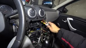 адаптер для подключения штатного BT микрофона к новой магнитола TEYES CC3  на лада ларгус 2013 года