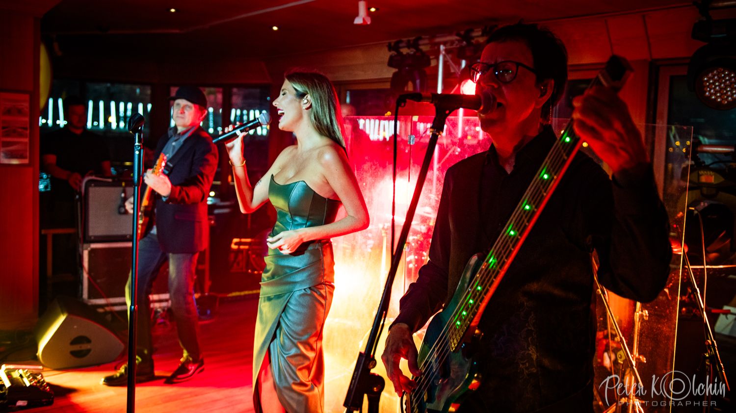 А'Студио - Джулия (Б. Серкебаев, Б. Шукенов - В. Миклошич) смотреть онлайн