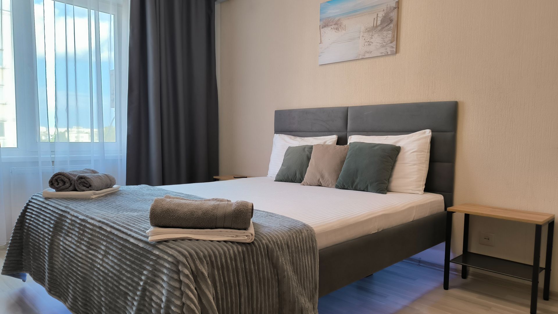 2-к квартира посуточно в Севастополе в 10 минутах от пляжа 