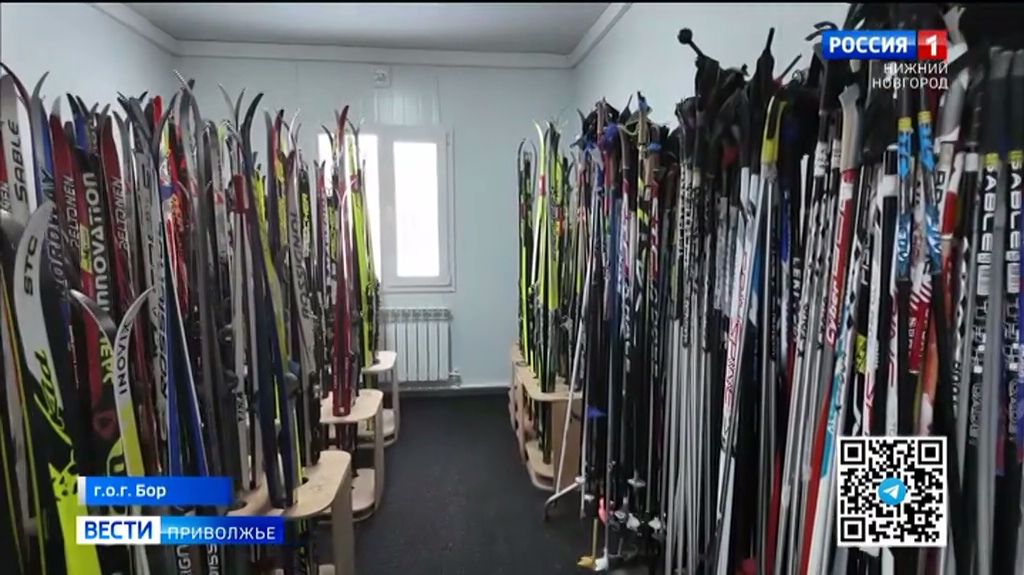 На Бору новая модульная лыжная база приняла первых любителей спорта смотреть онлайн