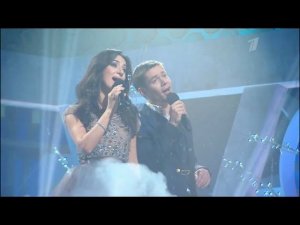 Стас Пьеха, Зара - Снег кружится (Проводы Старого года 2014)