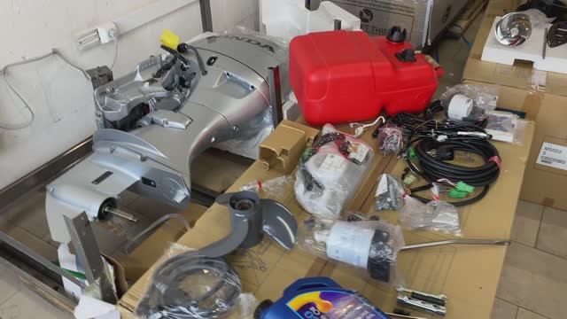 Новый лодочный мотор HONDA BF50 / ЧТО В КОМПЛЕКТЕ?