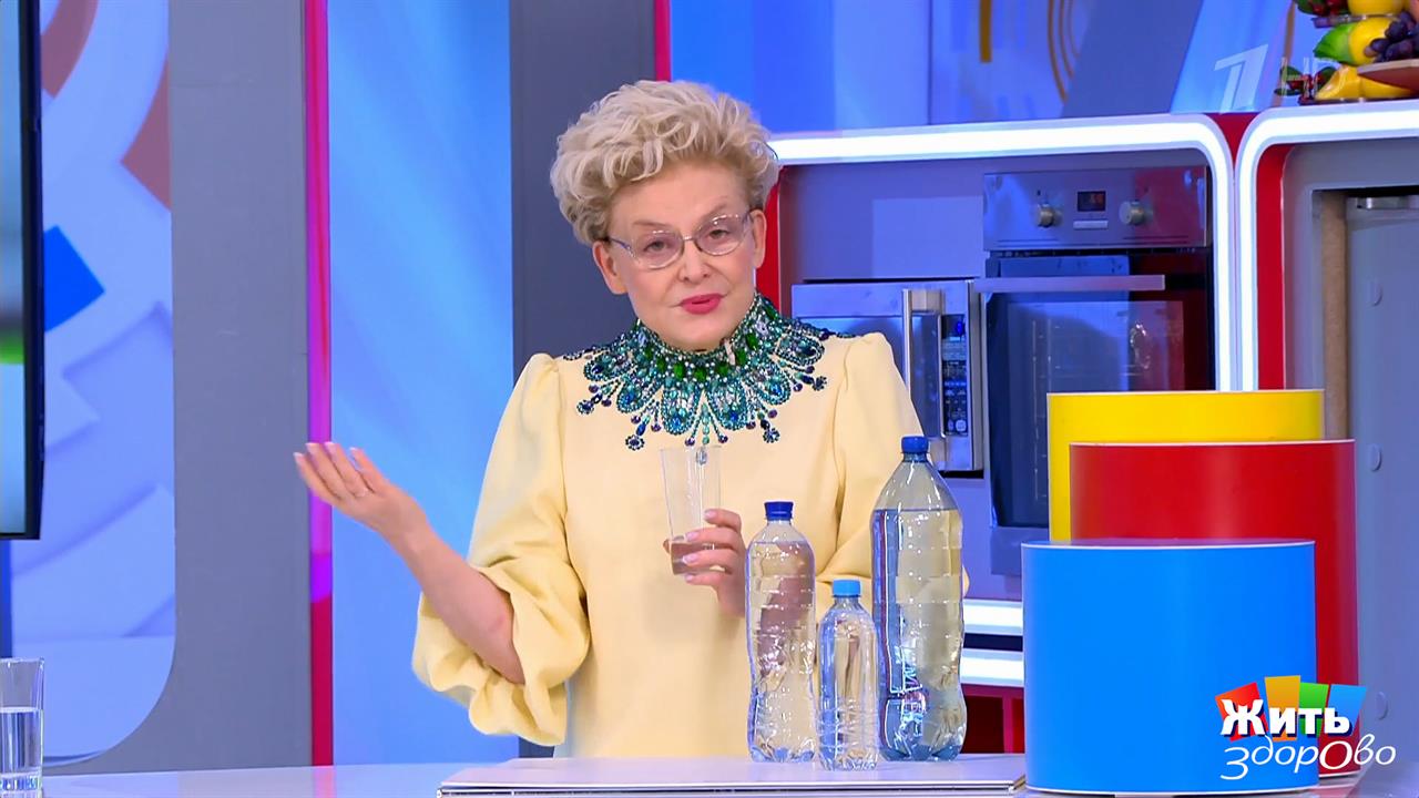 Святая вода - семь чудес. Жить здорово! Фрагмент выпуска от 19.01.2026 смотреть онлайн