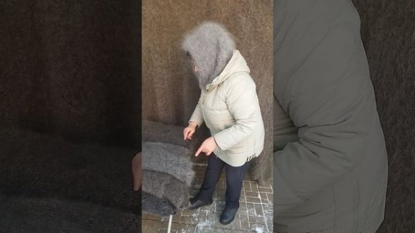 89507716355 Пуховые платочки .