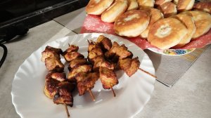 Магнит, большие скидки, распаковка. Пробую новую муку. Пеку беляши. Шашлык в аэрогриле.