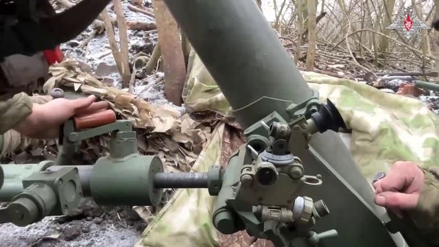 Боевая работа расчета миномета «Нона-М1» смотреть онлайн