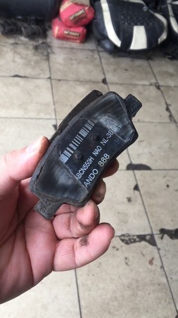 Замена задних колодок Belgee X70 смотреть онлайн