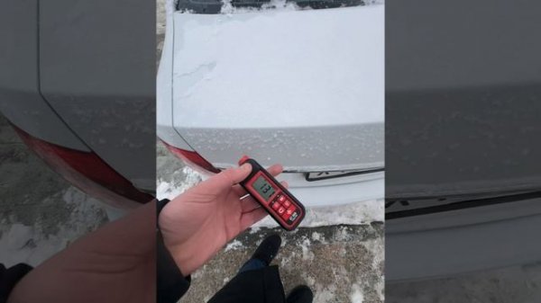 Volkswagen Polo 2017 года, видеообзор и замер ЛКП