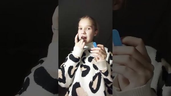 клеим ногти