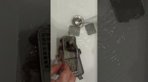 ЛАЙФХАК как чистить душевой трап раз в месяц