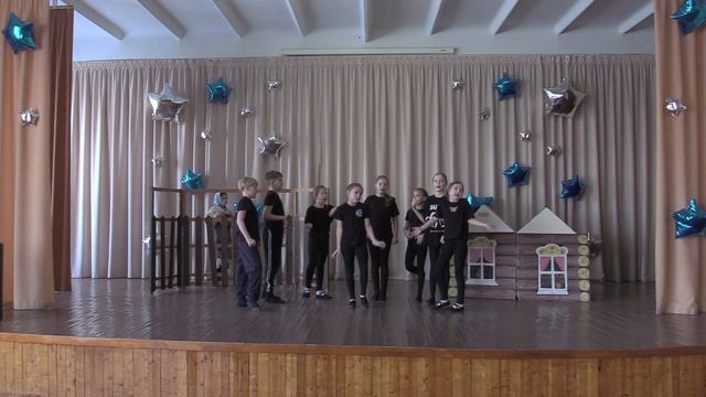 Федорино горе - исполнители учащиеся 3х классов - 1 группа театрального коллектива