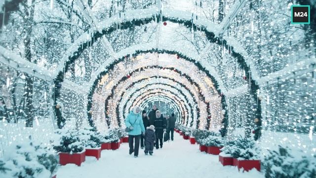 Красная площадь в новогодних украшениях | О Москве с любовью смотреть онлайн