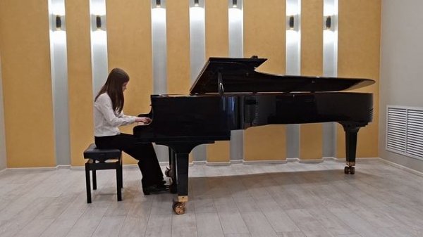 Киселёвск, МБУДО"ДМШ№17", Глиэр Р. "В полях", Калмыкова Анастасия.