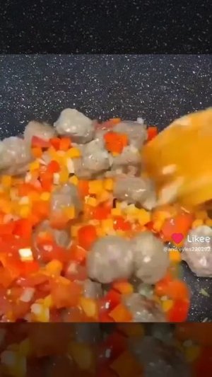 🍲 Суп с фрикадельками — это не только вкусное, но и очень простое в приготовлении блюдо. Попробуйте