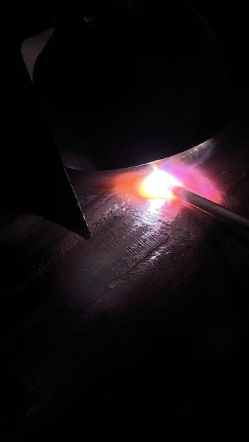 Процесс обучения в школе сварки РВТ смотреть онлайн