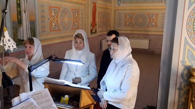 Крещение Господне. Третий антифон. Регент Варвара Февралева,  певчие Мария, Андрей, Людмила.
