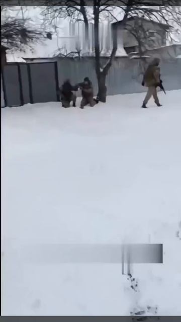 Война дронов №179. Удар по пикапу ВСУ с личным составом. смотреть онлайн