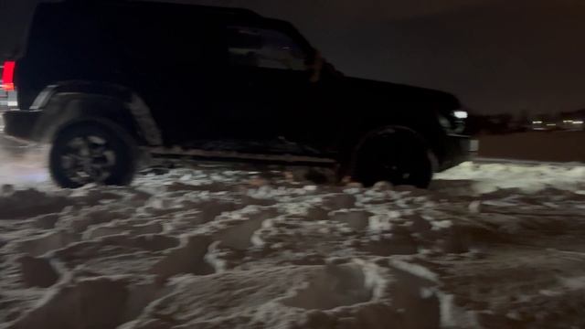 Tank 300  City Premium застрял 2026.Лебедимся с Jeep Rubicon и Honda Crv.