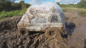 Защитит ли стрейч от грязи на бездорожье. Тест на Nissan Patrol