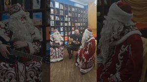 «Едут-едут БТРы» (музыка - Дмитрий Сосов, слова - Елена Заславская) в исполнении группы «Мультикам»