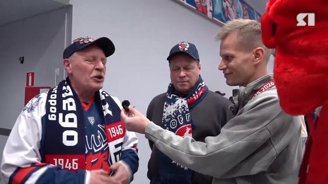 Болельщики делают прогнозы перед игрой "Локомотива" и "Торпедо" НН смотреть онлайн