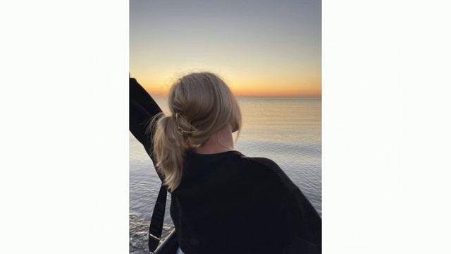 Художник, нарисуй меня счастливой смотреть онлайн