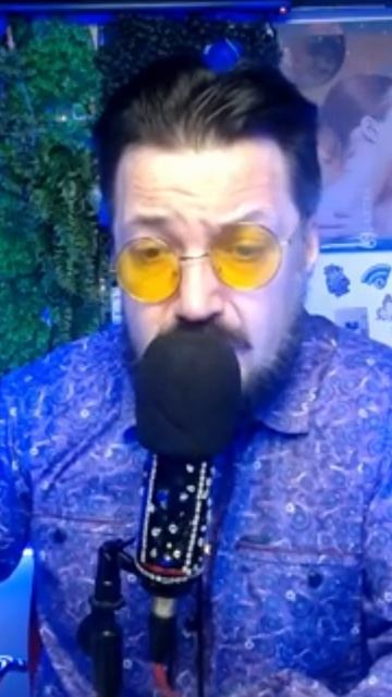 Депутат Украины Мы должны принять условия России. смотреть онлайн