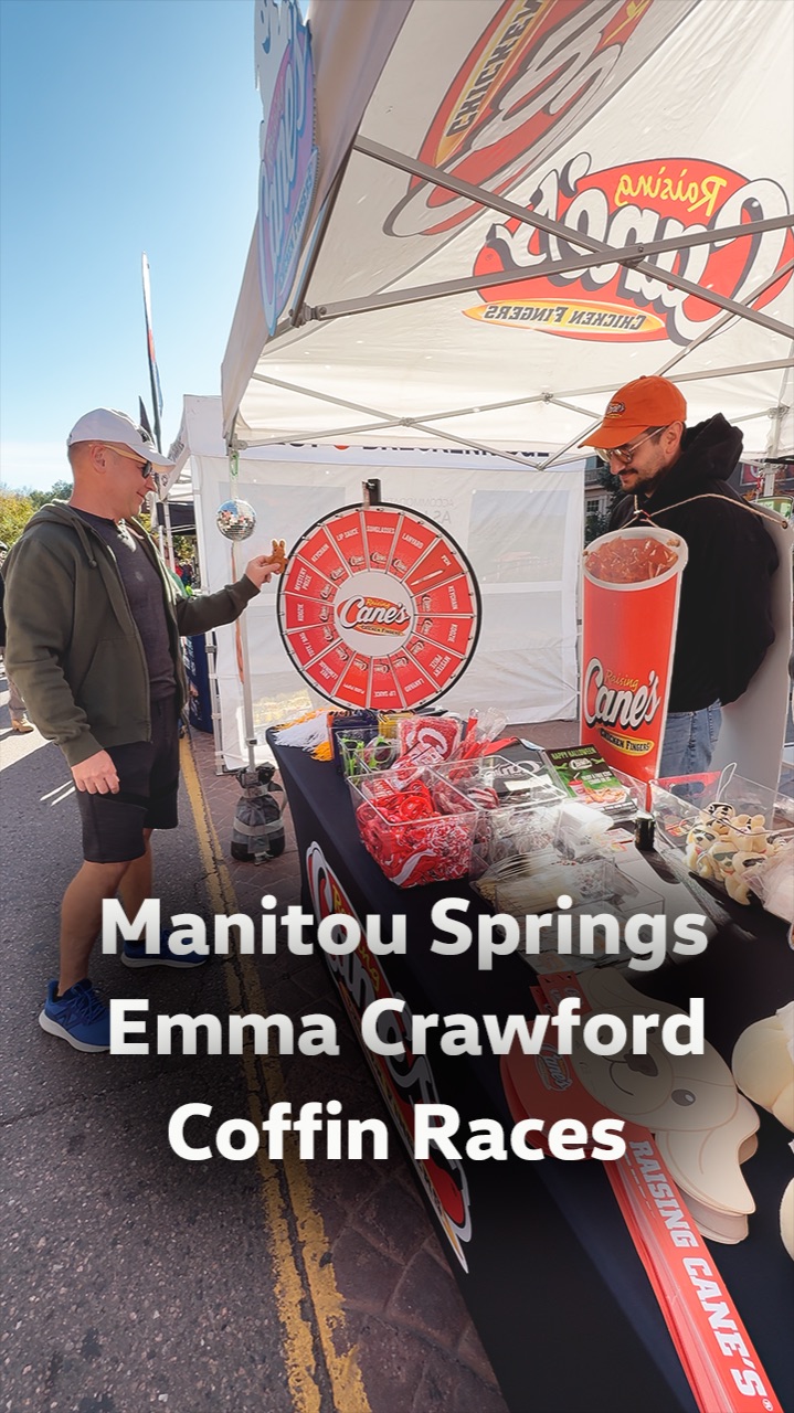 Бесплатная лотерея в Маниту Спрингс / Гонки на гробах смотреть онлайн