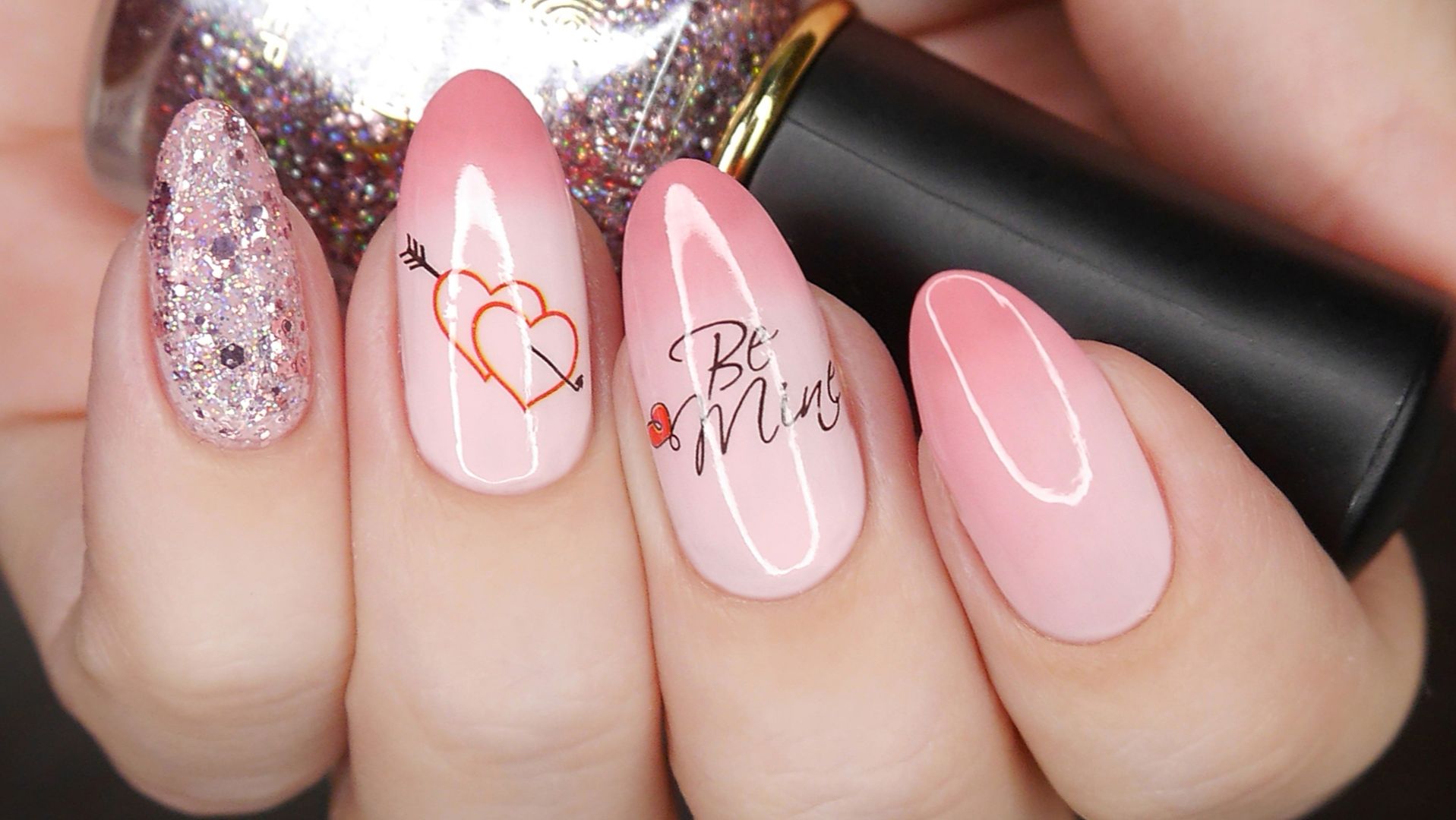 Маникюр на День Влюбленных, термолак (обычный лак) смотреть онлайн