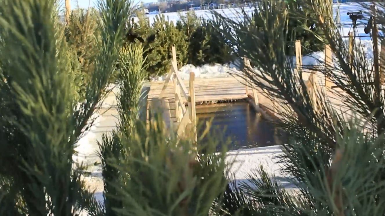 Крещенская купель на Полевом спуске в Самаре смотреть онлайн