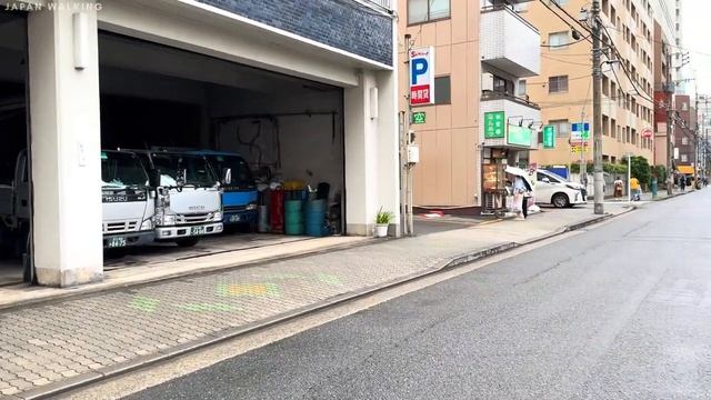 Asakusa at a Slow Pace