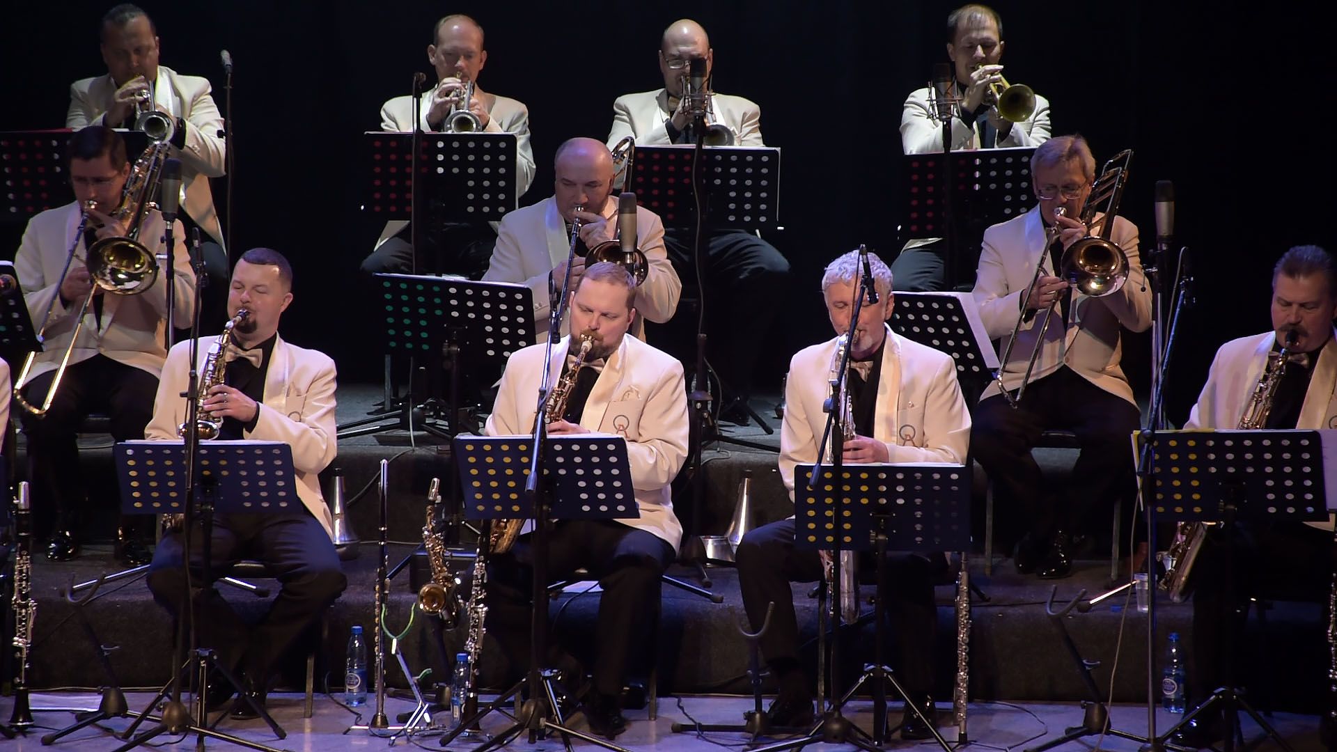 Далёкие тёплые моря - оркестр имени Олега Лундстрема