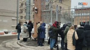 Обстановка у дома в Хамовниках, где выселяют Долину