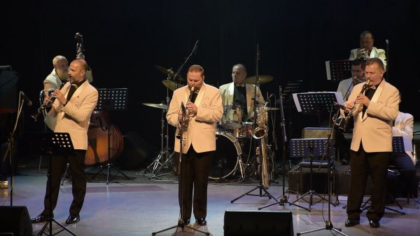 Потерянный - оркестр имени Олега Лундстрема