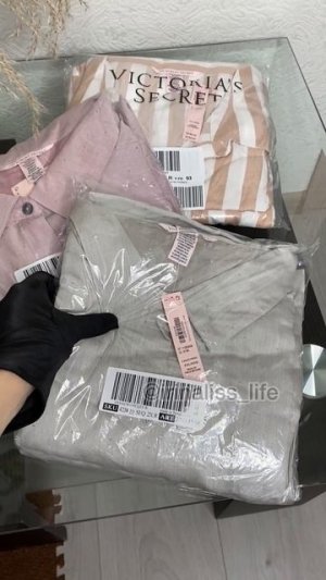 Что подарить девушке на 8 марта или 14 февраля?