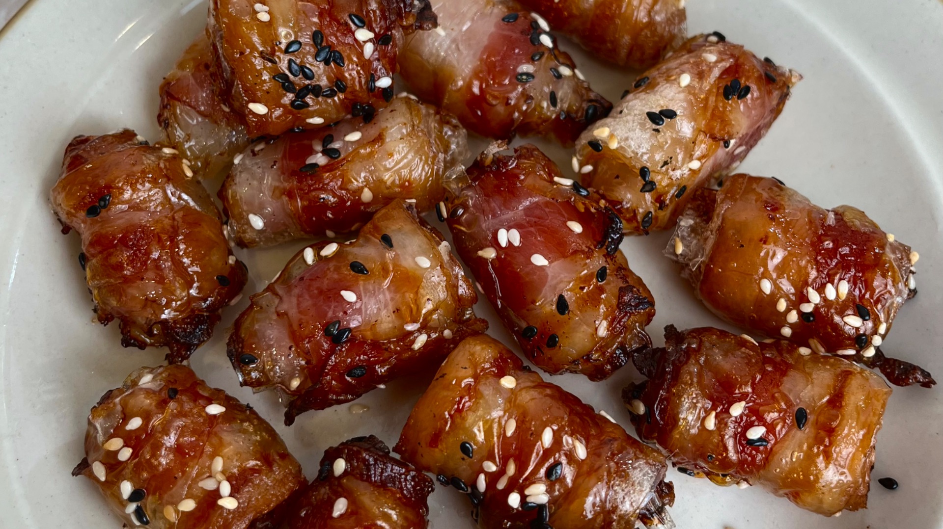 Готовлю в любимом аэрогриле Demiand Артикул на вб #258959035 Артикул на озон #1706106938