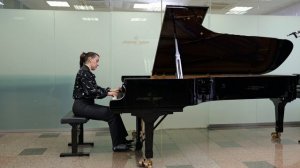 Колесникова Елена