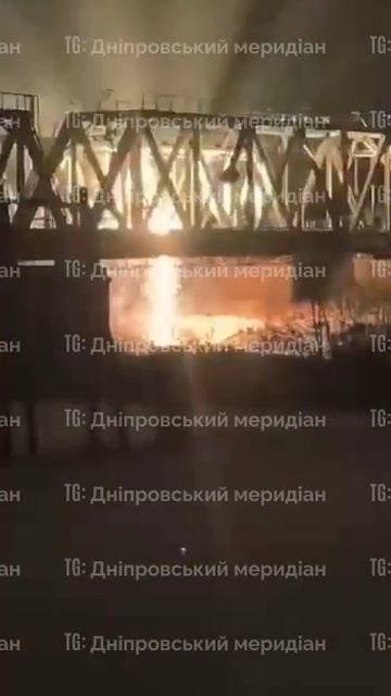 🛩️🔥В ходе нанесения удара по железнодорожному мосту в районе н.п.Васильковки Днепропетровской…🔽🔽 смотреть онлайн