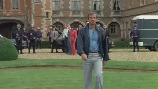 "Ваш максимум - карьера пастуха" 😡 Или почему Бельмондо встретил старость в одиночестве 🤔 смотреть онлайн