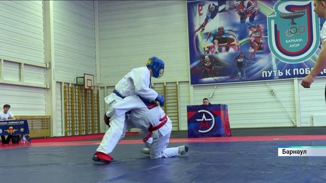Чемпионат по армейскому рукопашному бою прошёл в Барнауле смотреть онлайн