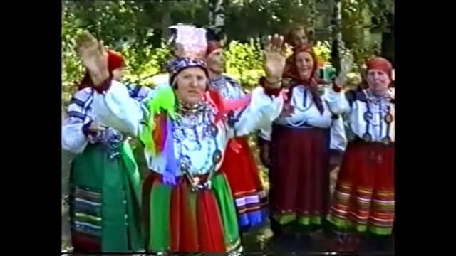 Белгородская обл., Новооскольский р-н, с. Боровое. Песня "Да в нас по мосту, мосточку". ? г. смотреть онлайн