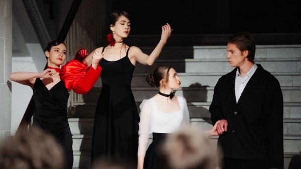 Спектакль «Оркестр» по пьесе Жана Ануя от театральной студии СПбГЭТУ «ЛЭТИ» «Время играть»