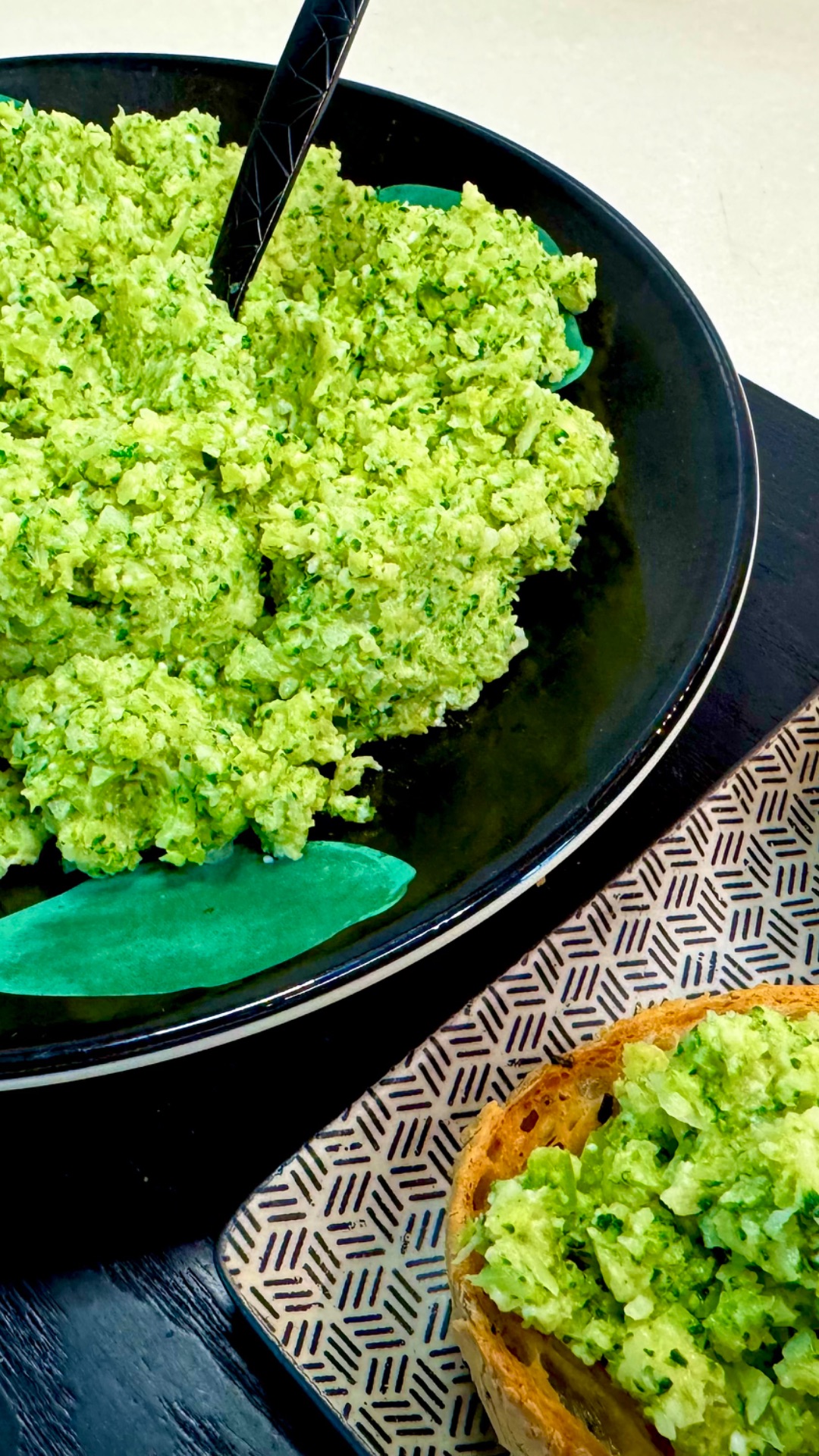 Замечательная закуска-паштет из брокколи! смотреть онлайн