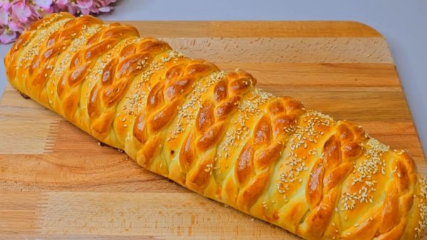 Нарядный пирог-рулет - рецепт на Eda.video