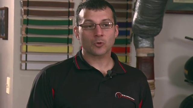 Курс самозащиты - Техника бегства и уклонения Ч 5-1 смотреть онлайн