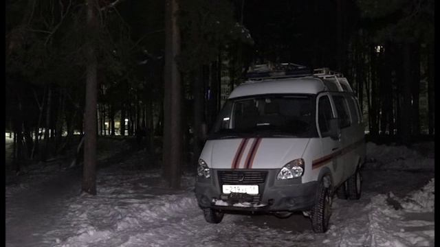 Около 50 зареченцев искупались в крещенской проруби смотреть онлайн