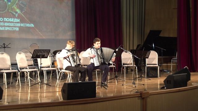 Парад оркестров Господин Великий Новгород 2025, Ансамбль аккордеонистов ДМШ им. С.В. Рахманинова смотреть онлайн
