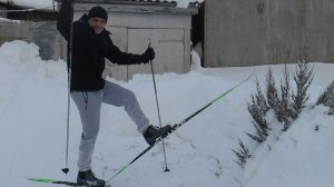 Дочка рассказывает про машину но все равно про хлеб получается